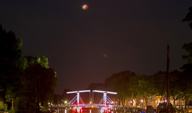 Maansverduistering 27 juli 2018, Weesp, Nederland