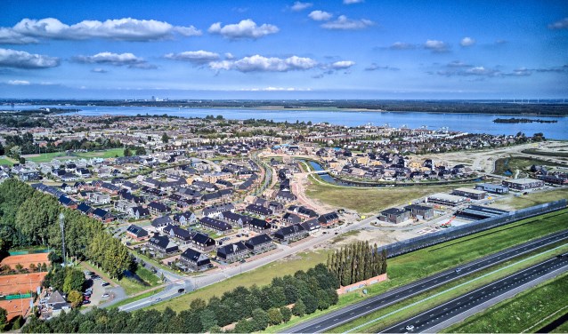 Drônebeeld van de Blaricummermeent.