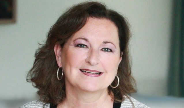 Burgemeester Joan de Zwart-Bloch zal de gemeentebingo leiden.