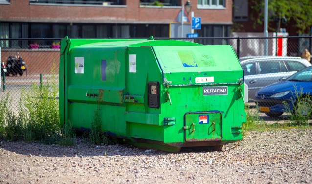 Binnen twee weken moet deze container zijn verdwenen.