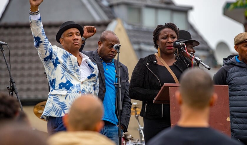 Eerder al was er een protestmars voor Emanuels.