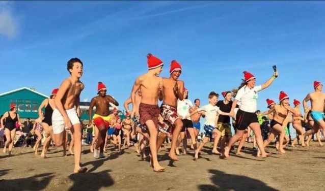 De Nieuwjaarsduik blijft bestaan, alleen niet meer vanaf Blijburg.