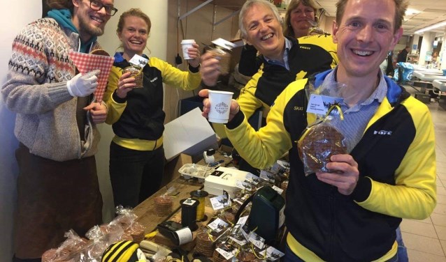 Het team bij AH Blaricum.