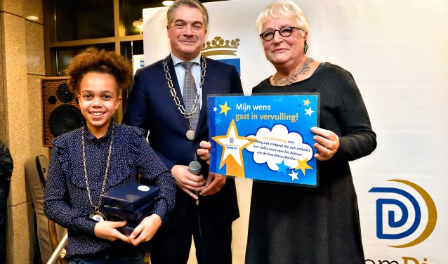 Nilaya Holwijn, Erik Boog en Hanneke van Wel.
