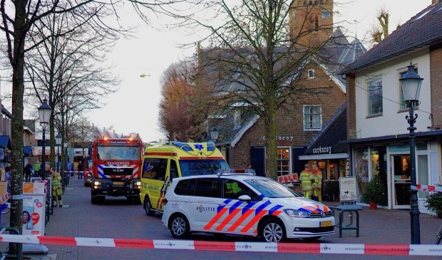 Hulpdiensten rukten massaal uit en ook een traumahelikopter werd gealarmeerd.