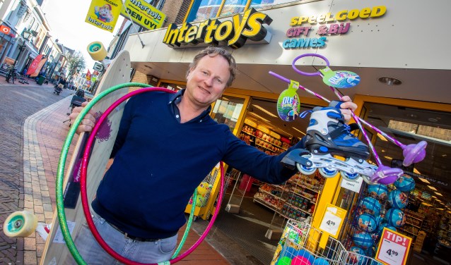 Bij de Bussumse Intertoys-winkel blijft alles bij het oude.
