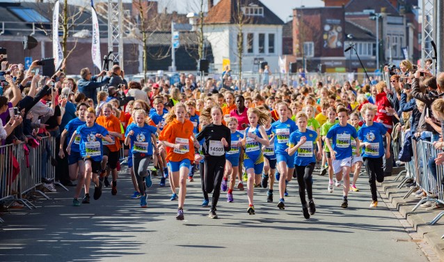 De Kids Run trekt vele jonge lopers.