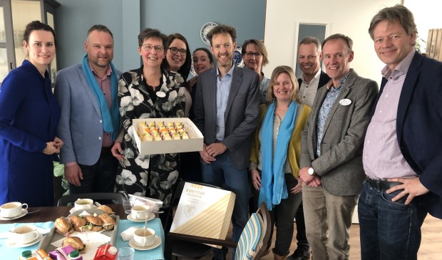 Joël Voordewind (rechts) van de ChristenUnie bezocht onder andere Hospice Huizen.