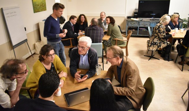 Aanwezigen konden zich bij een initiatief aansluiten.