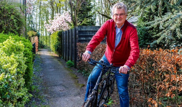 Jan Portengen pakt liever de fiets dan dat hij het vliegtuig neemt.
