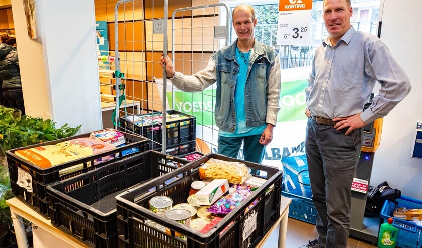 Inzamelingsactie Voedselbank Bij Albert Heijn Al Het Nieuws Uit Weesp 3411