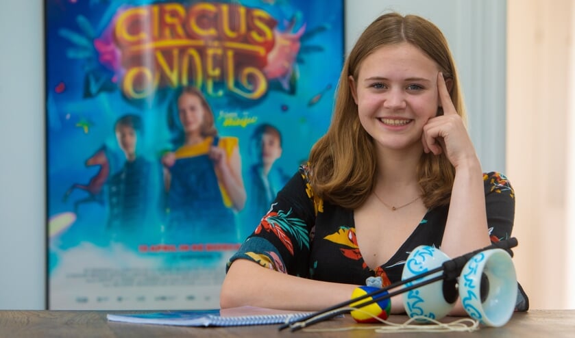 Luna Wijnands uit Bussum speelt de hoofdrol in Circus Noël.