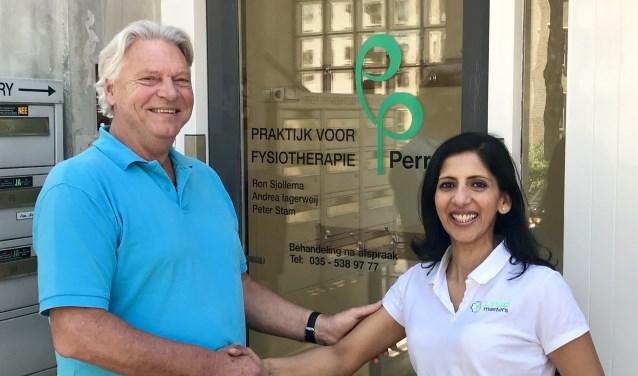 Ron Sjollema geeft het stokje van zijn praktijk Fysiotherapie Perry per 1 juni over aan Samira Waanders.