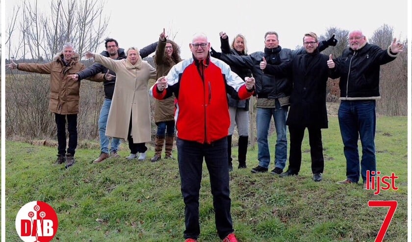 Fractievoorzitter Rob Bruintjes met zijn achterban.