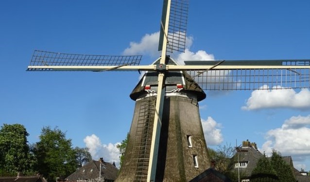 De molen van Laren.