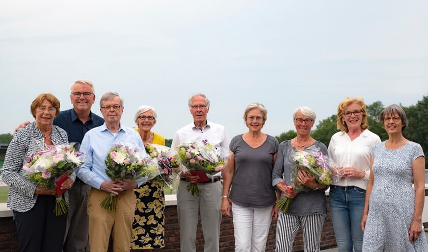 De jubilarissen werden gehuldigd.