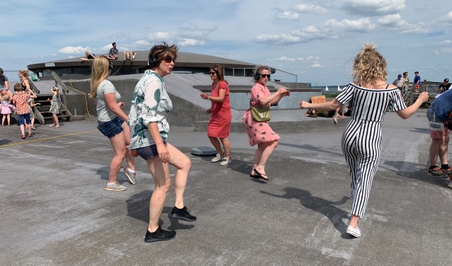 Silent disco boven op een van de best bepantserde daken van het land.