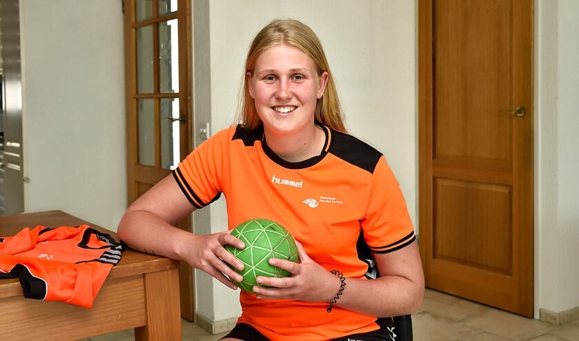 Amber van der Meij is net 18, maar nu al geselecteerd voor het Nederlands team.