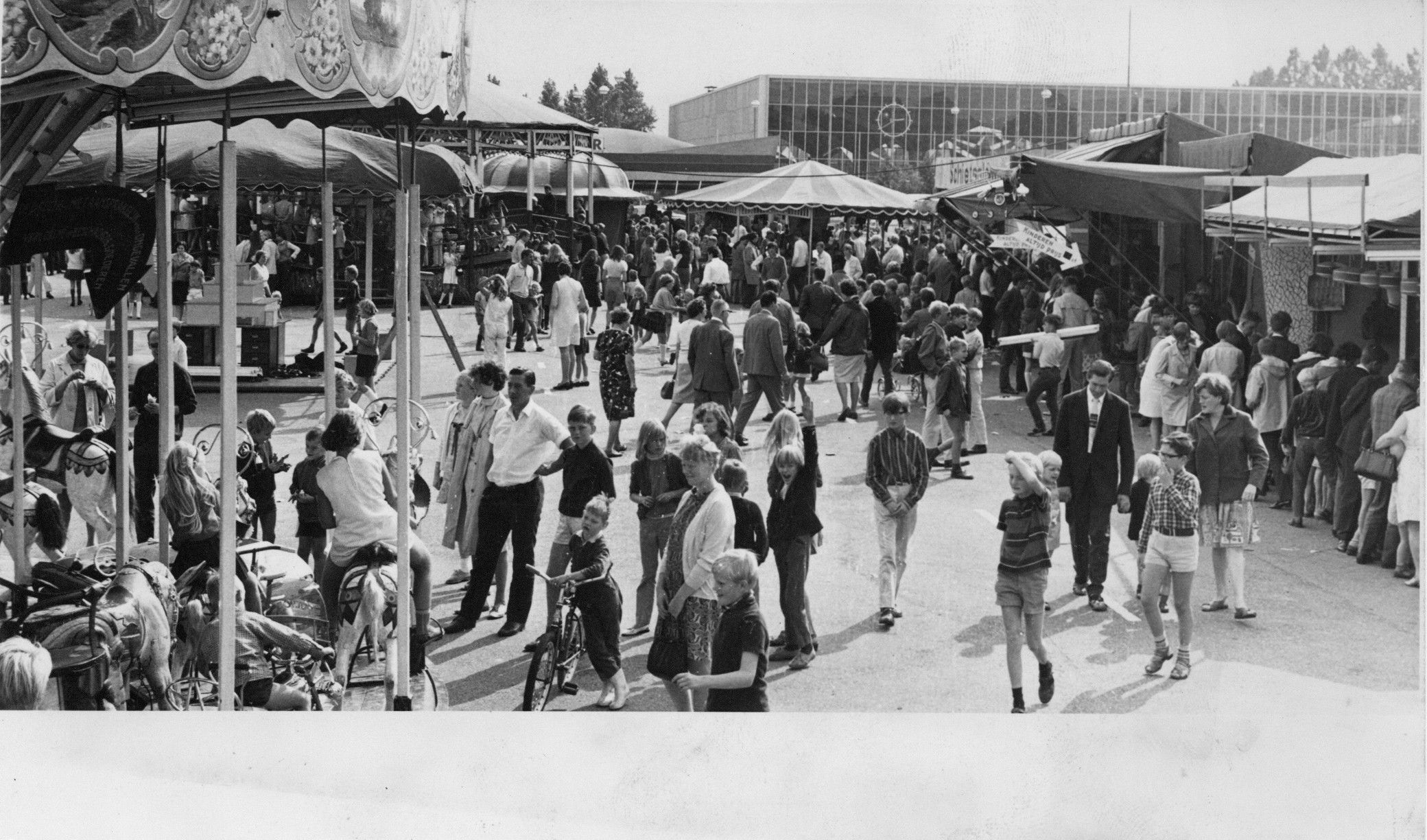 Kermis op het Sportpark, 1973