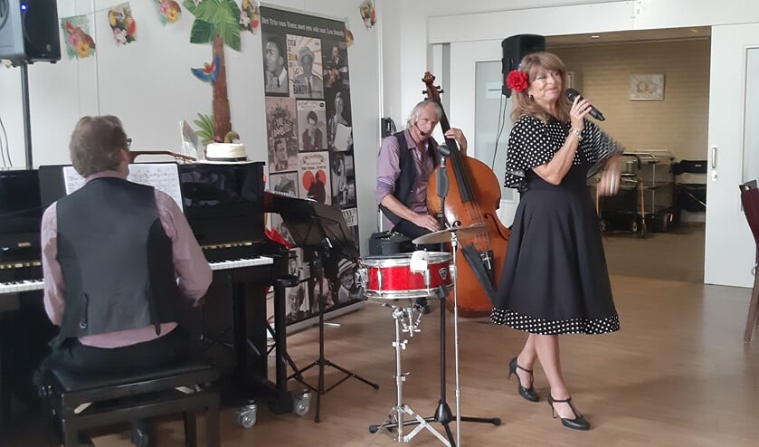 De bewoners kunnen onder andere genieten van muzikale optredens.
