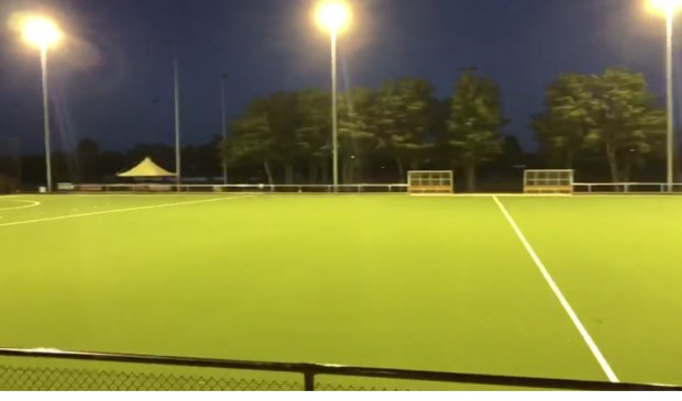 Het nieuwe waterveld by night.