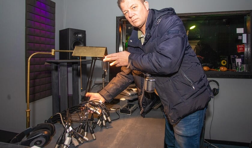Voor de derde keer ingebroken in muziekstudio Bandstart in Naarden.