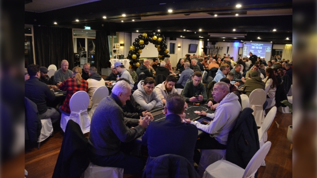 Voorbeeld van een toernooi van de Arend Poker Series