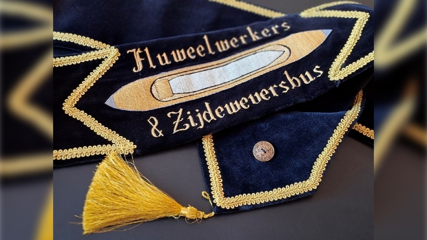 Sjerp van de Fluweelwerkers- en Zijdeweversbus