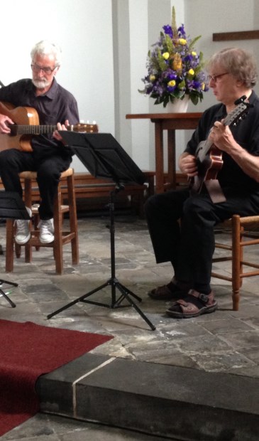 De musici Joel Lipton en Richard Marsden.