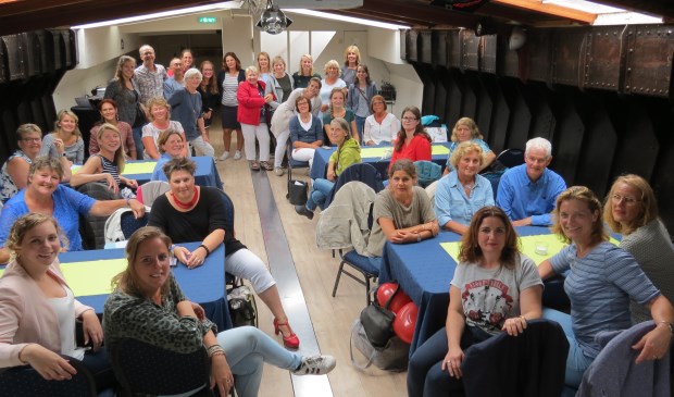 Het team van de Julianaschool op de Inspiratieboot in Amersfoort.