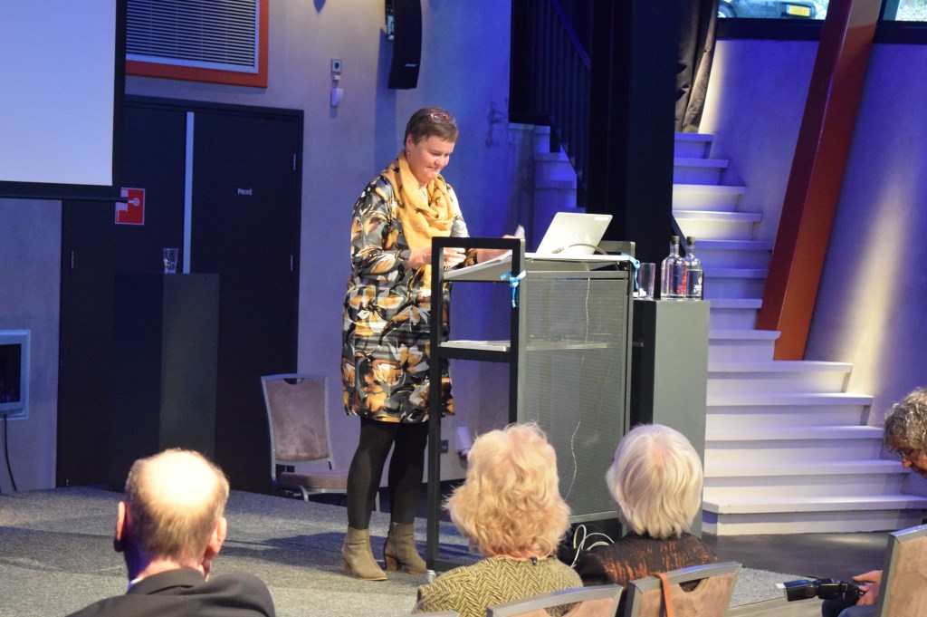 Wethouder Anne Brommersma vertelt over de professionalisering van de organisatie.