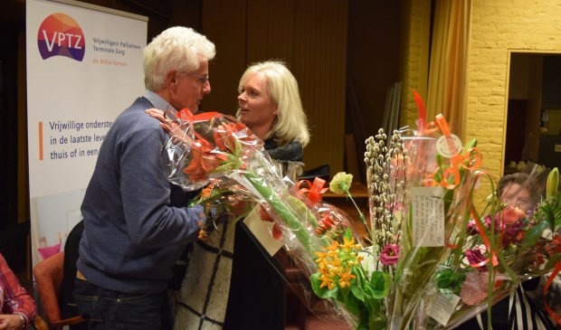 Van Leer neemt afscheid van 'zijn' vrijwilligers.