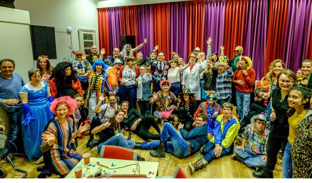 Carnaval in De Kroeg levert prachtig outfits op.