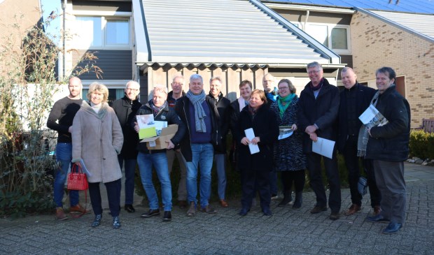 De excursiegroep voor een duurzaam gerenoveerde huurwoning in Montfoort.