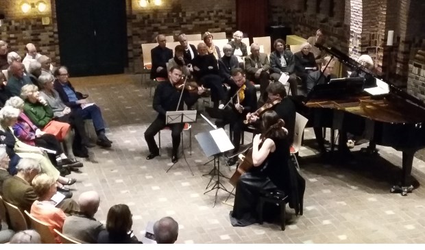 Mischa Fomin en het Atrium Strijkkwartet in een prachtige uitvoering van Brahms.