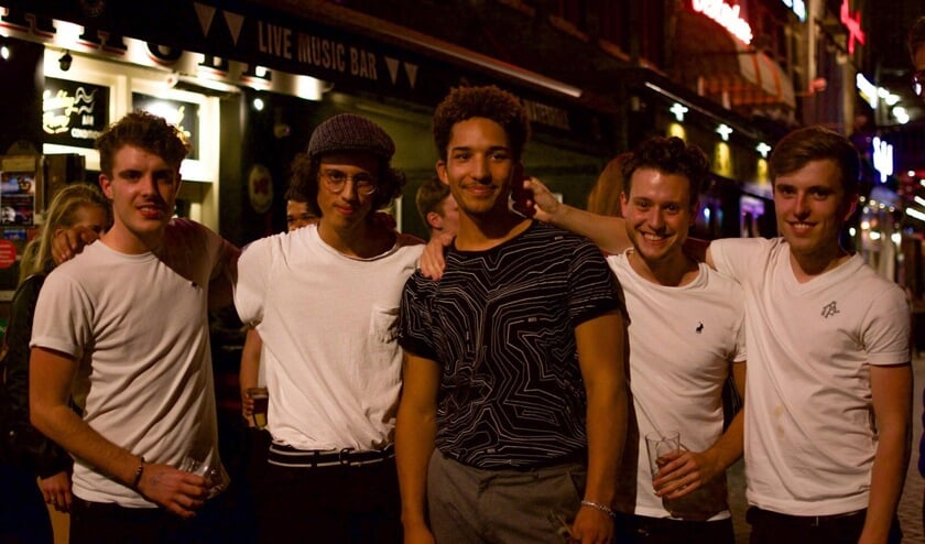 ParHasard is een band ontstaan uit een samenloop van toevalligheden.