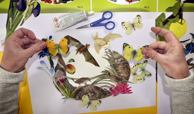 Het uiteindelijke beeld wordt met knip- en plakwerk vormgegeven.