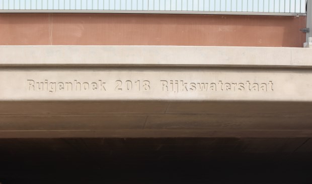 Het Groenekanse viaduct heet nu Ruigenhoek.