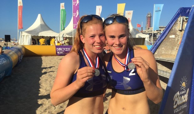 Onder bijna tropische omstandigheden speelden Nadine en Serena een bijna perfect toernooi.