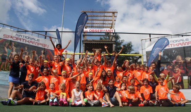 De Nationale Hockeykampen zijn er voor hockeyliefhebbers tussen de 6 en 17 jaar.