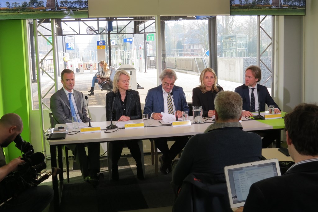 De Raad van Bestuur van NS. V.l.n.r. Bert Groenewegen, Marjan Rintel, Roger van Boxtel en Susi Zijderveld.