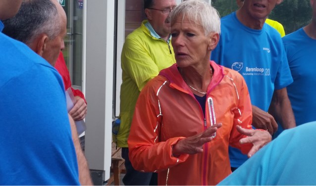 • Carla Ophorst legt uit.