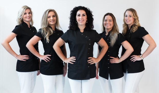 • Het team van BrownEyes.