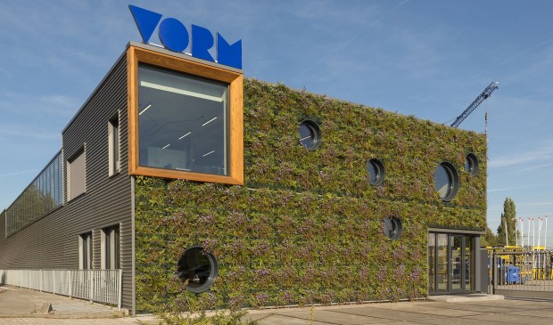 • Het pand van VORM Materieel in Papendrecht.