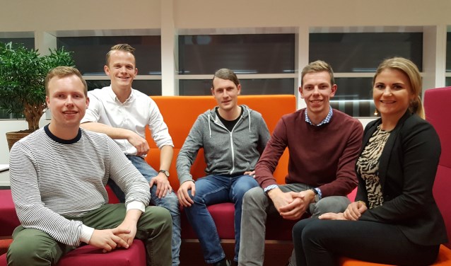 • Vijf van de organisatoren: Jerry van Buuren, Luuk de Gans, Myron Muilenburg, Henri van Bennekom en Miressa van Dijk.