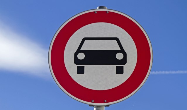 • Alleen een bordje 'verboden voor auto's' helpt niet.