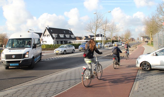 • De kruising van de Oude Torenweg met de Vinkenpolderweg.