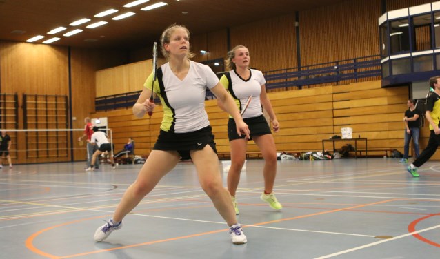 • Meltem (rechts) en Ans van 't Pad pakten de winst.