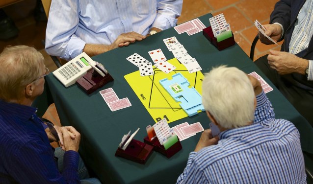 • Bridgeclub Leerdam speelde maandag een onderlinge wedstrijd.
