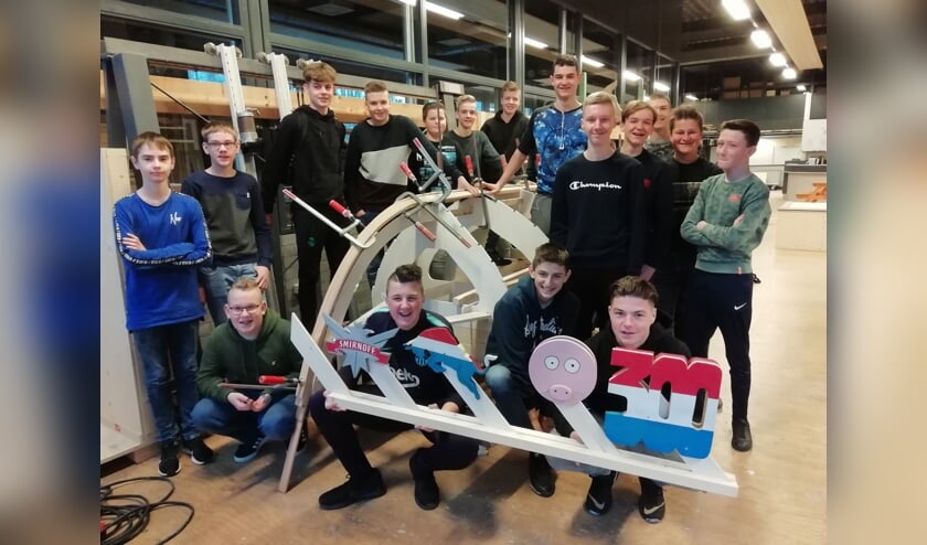 Op 'het Willem' wordt druk gebouwd.